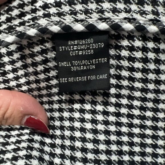 Velvet Heart Flannel Jacket Women’s Medium White Black Plaid Academia Heavy - Picture 10 of 14